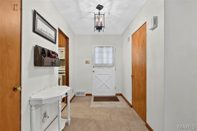 24 Weinel Drive, Fairview Heights, IL 62208