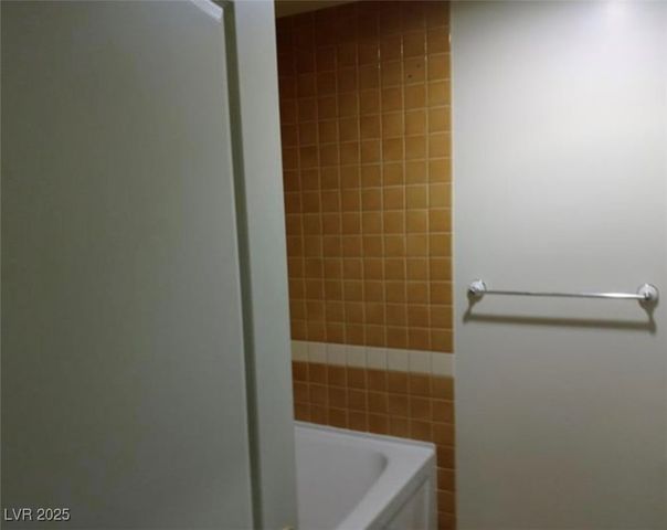 30 Strada Di Villaggio 631, Henderson, NV 89011