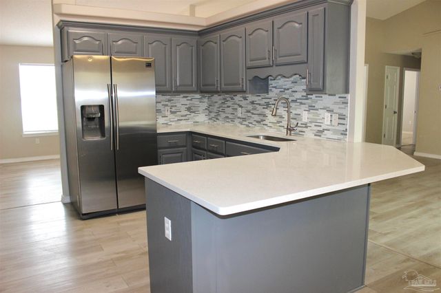 5129 Goshawk Dr, Milton, FL 32570