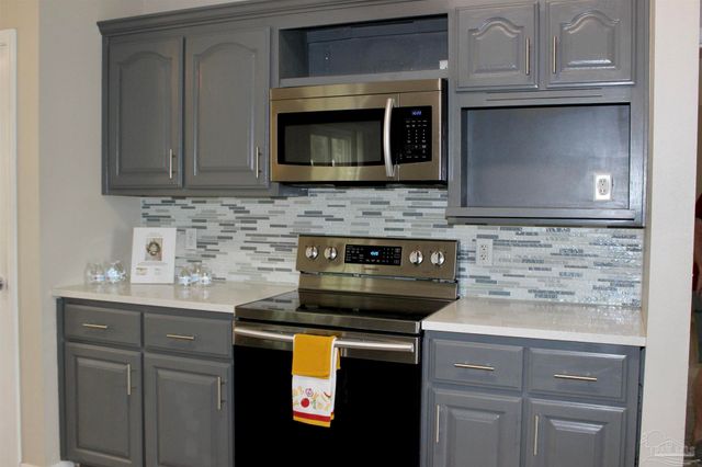 5129 Goshawk Dr, Milton, FL 32570