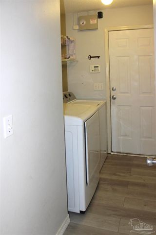 5129 Goshawk Dr, Milton, FL 32570