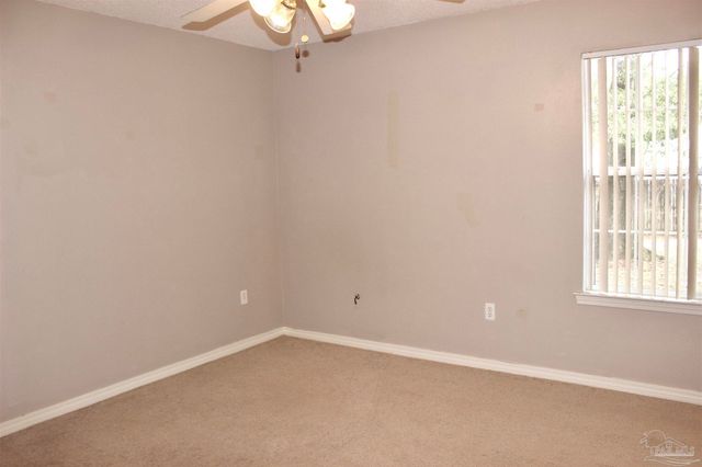 5129 Goshawk Dr, Milton, FL 32570