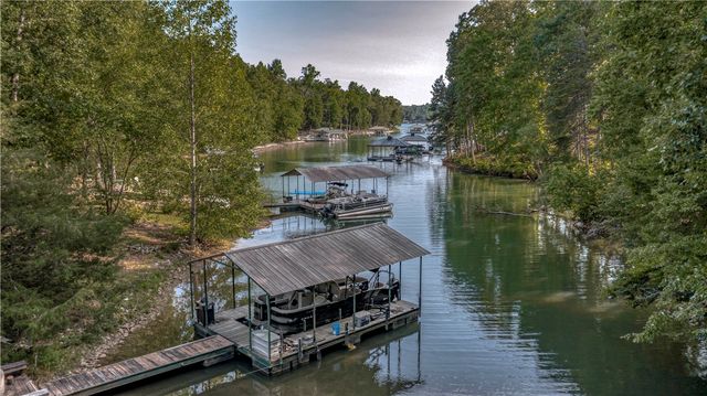 122 Fair Haven Court, Seneca, SC 29672