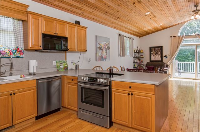 122 Fair Haven Court, Seneca, SC 29672