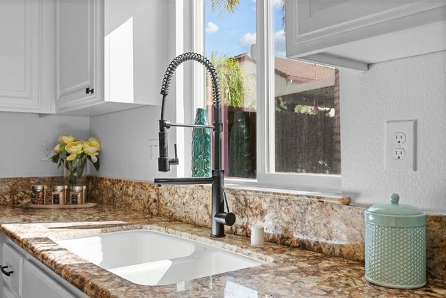 1499 Loon Lake St, Roseville, CA 95747