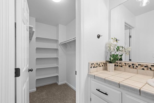 1499 Loon Lake St, Roseville, CA 95747