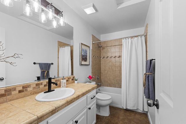 1499 Loon Lake St, Roseville, CA 95747