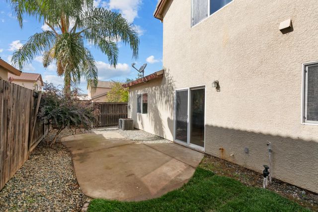 1499 Loon Lake St, Roseville, CA 95747