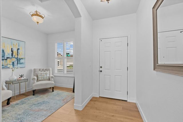 1499 Loon Lake St, Roseville, CA 95747