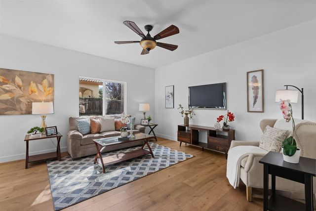 1499 Loon Lake St, Roseville, CA 95747