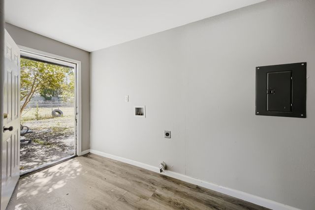 3508 Livingston Avenue, Fort Worth, TX 76110