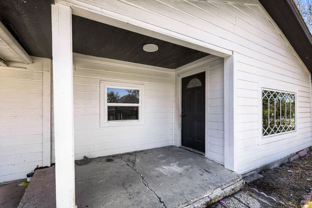 3508 Livingston Avenue, Fort Worth, TX 76110