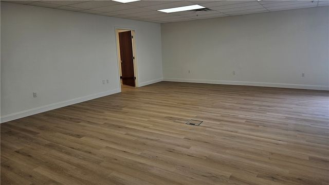 1120 S Walton Boulevard 140, Bentonville, AR 72712
