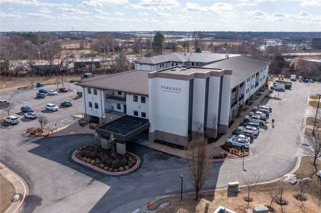 1120 S Walton Boulevard 140, Bentonville, AR 72712