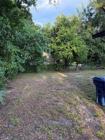 9801 11TH A, Tampa, FL 33612