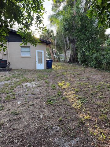9801 11TH A, Tampa, FL 33612