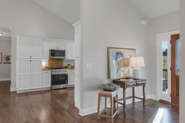 2564 New Highway 7, Santa Fe, TN 38482