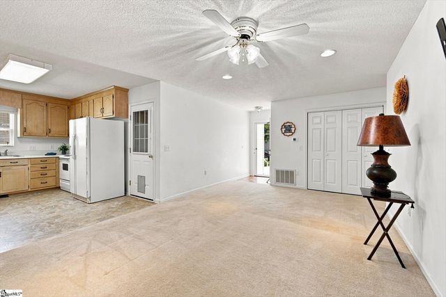 109 E Street, Williamston, SC 29697