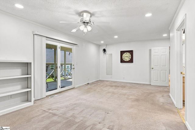 109 E Street, Williamston, SC 29697