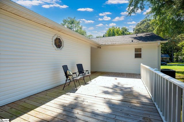 109 E Street, Williamston, SC 29697