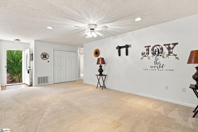109 E Street, Williamston, SC 29697