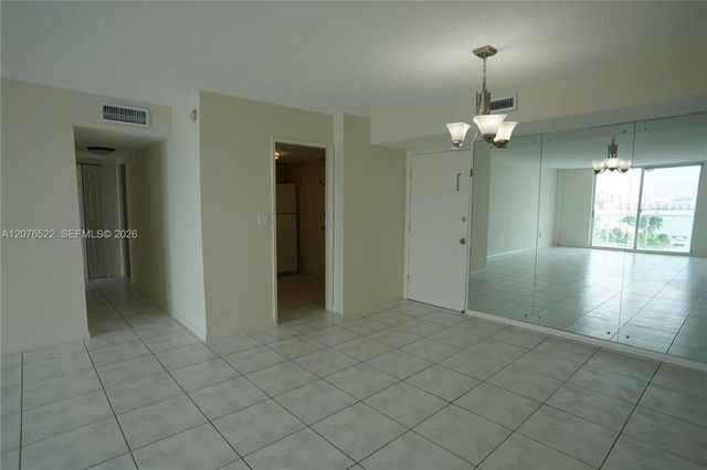 2841 NE 163rd Street 703, North Miami Beach, FL 33160