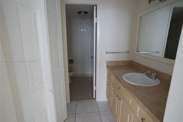 2841 NE 163rd Street 703, North Miami Beach, FL 33160