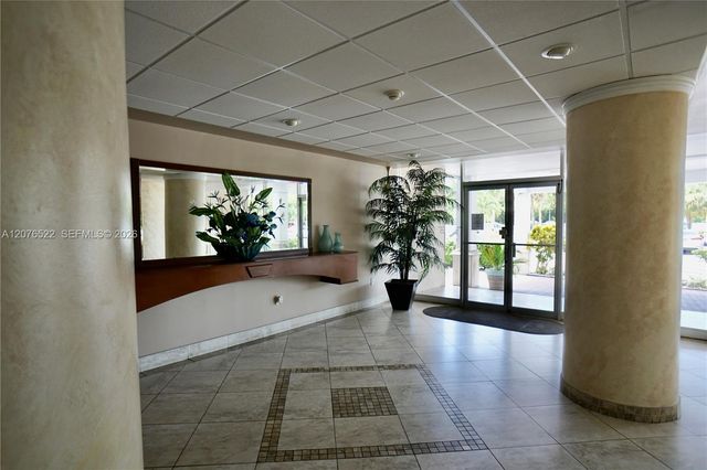 2841 NE 163rd Street 703, North Miami Beach, FL 33160