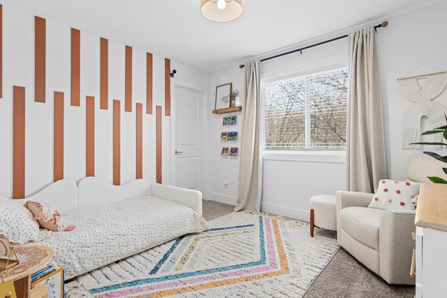 3255 Indiana Avenue N, Robbinsdale, MN 55422