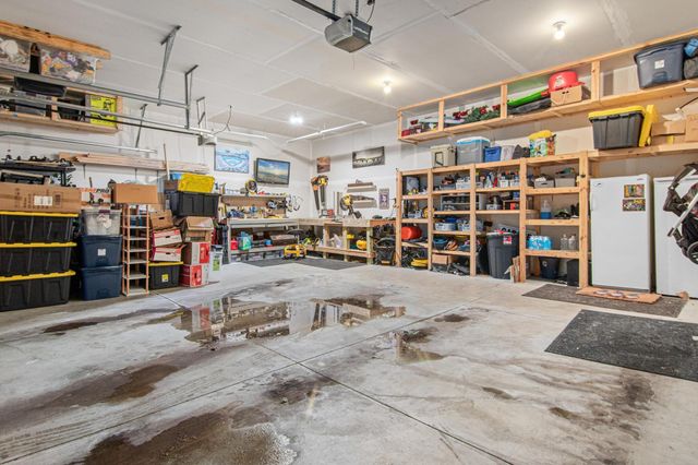 3255 Indiana Avenue N, Robbinsdale, MN 55422