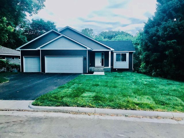 3255 Indiana Avenue N, Robbinsdale, MN 55422