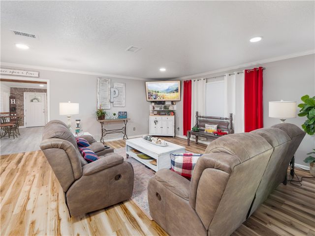 2075 Sylvia Lane, Waycross, GA 31503