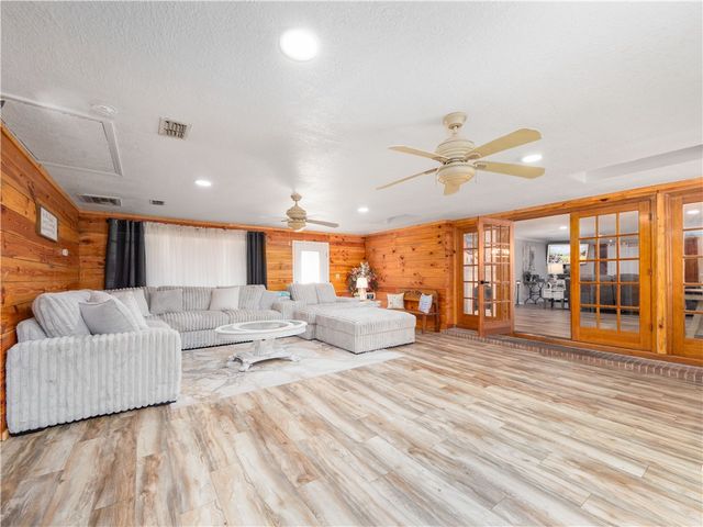 2075 Sylvia Lane, Waycross, GA 31503