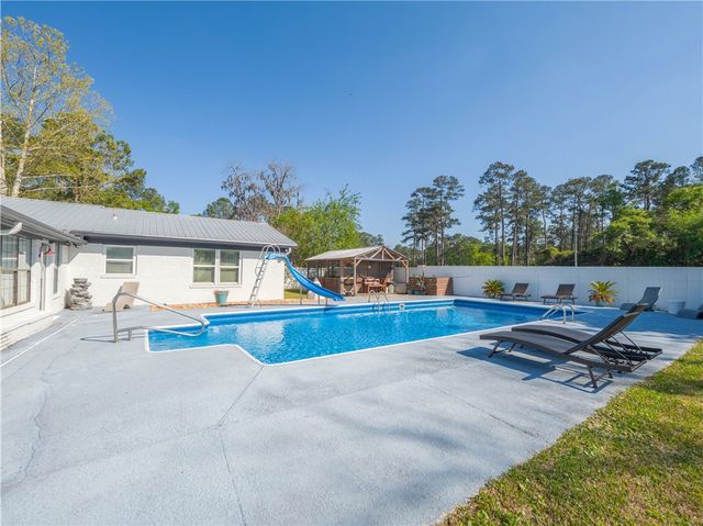 2075 Sylvia Lane, Waycross, GA 31503