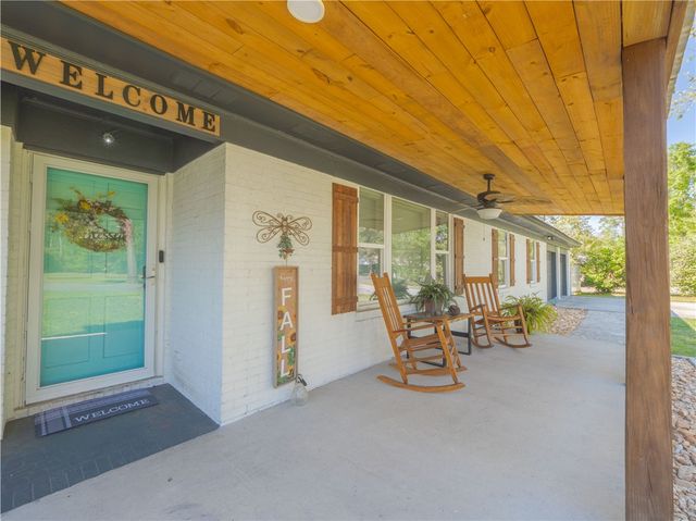 2075 Sylvia Lane, Waycross, GA 31503