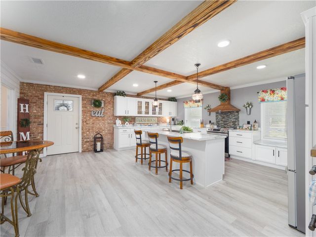 2075 Sylvia Lane, Waycross, GA 31503