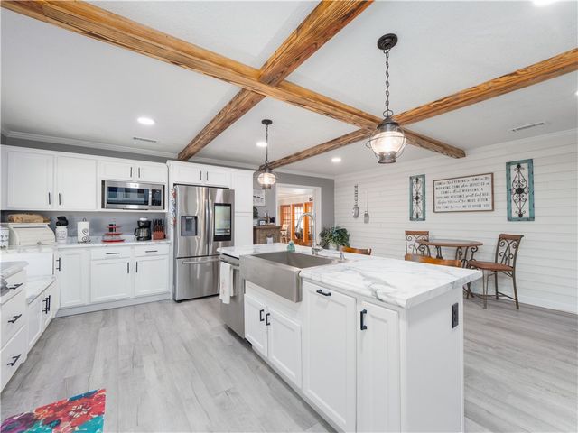 2075 Sylvia Lane, Waycross, GA 31503