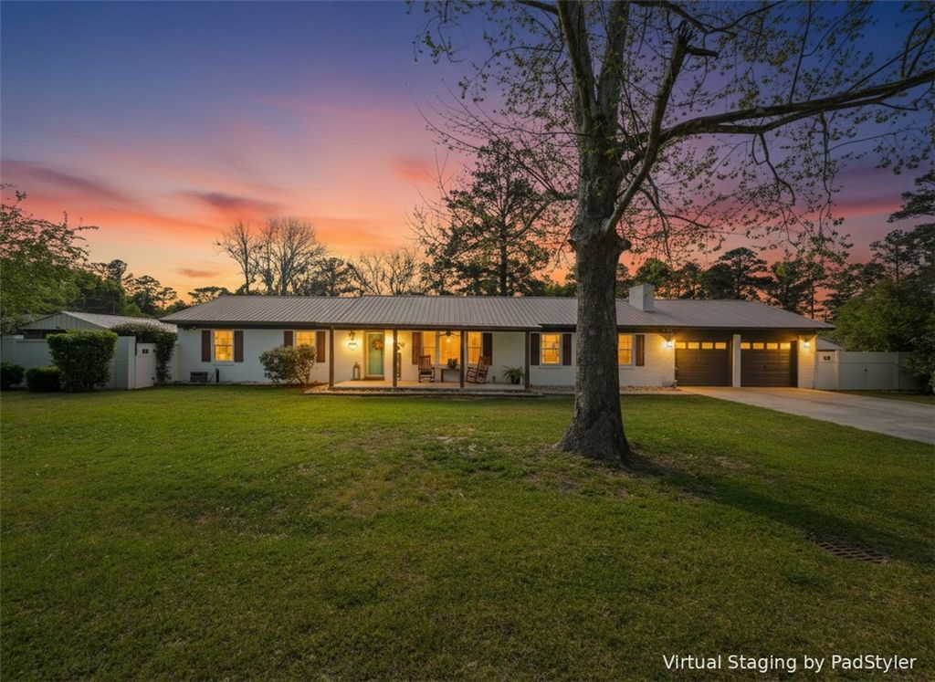 2075 Sylvia Lane, Waycross, GA 31503