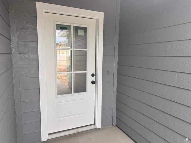 8414 Chrissy Landing, Manhattan, KS 66502