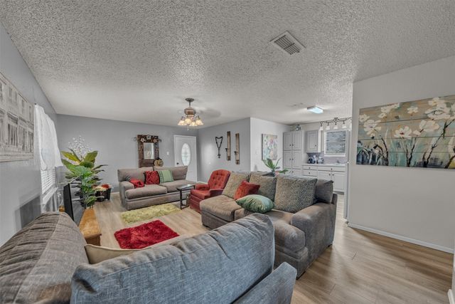 1016 County Road 314, Cleburne, TX 76031
