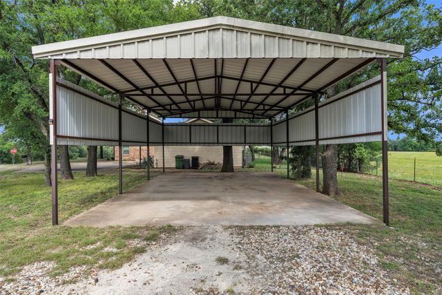 1016 County Road 314, Cleburne, TX 76031
