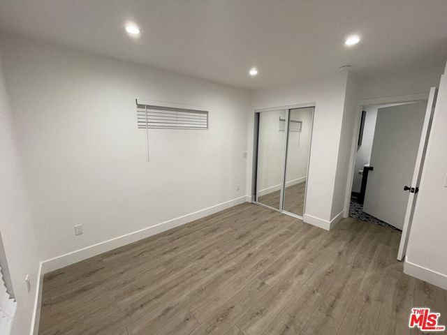 9504 Gothic Avenue, North Hills (los Angeles), CA 91343