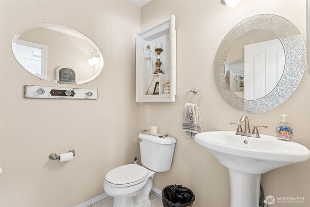 385 Eagle Nest Court SE, Ocean Shores, WA 98569