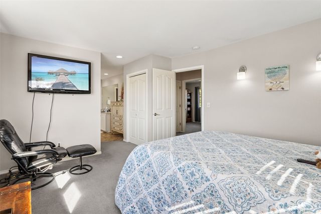 385 Eagle Nest Court SE, Ocean Shores, WA 98569