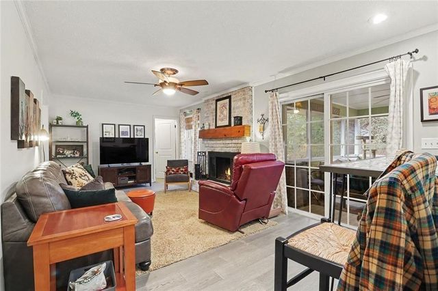 2478 Brookhurst Drive, Atlanta, GA 30338