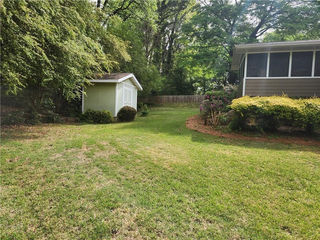 2478 Brookhurst Drive, Atlanta, GA 30338