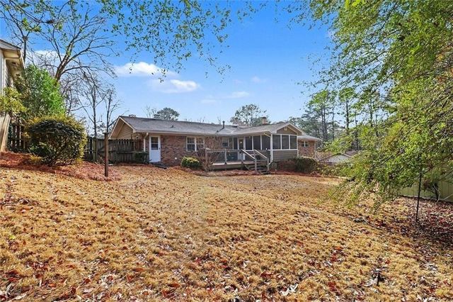 2478 Brookhurst Drive, Atlanta, GA 30338