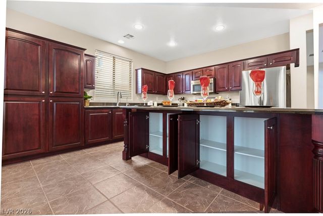 973 Via Stellato Street, Henderson, NV 89011