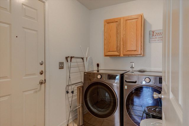 22230 Stow CIR, Spicewood, TX 78669