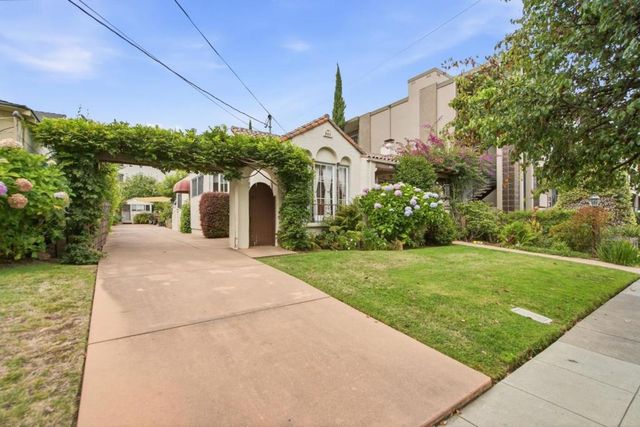 768 Elm Street, San Carlos, CA 94070